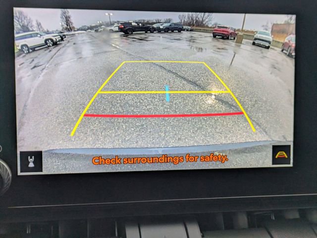 Used 2025 Toyota RAV4 XLE w/ Convenience Package image 10