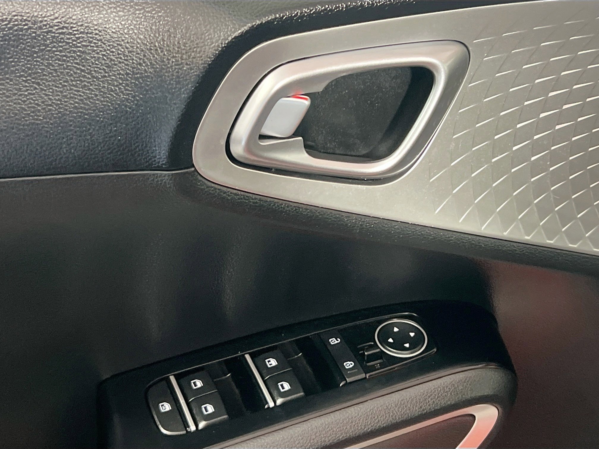 Used 2025 Kia Soul LX w/ LX Technology Package image 16