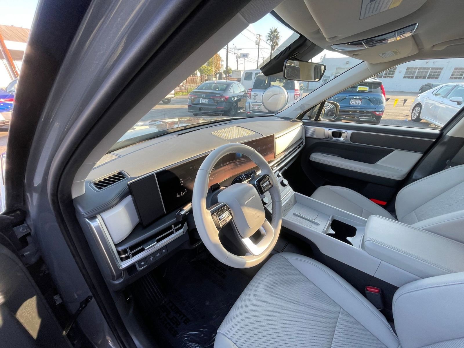 Used 2025 Hyundai Santa Fe SEL image 34