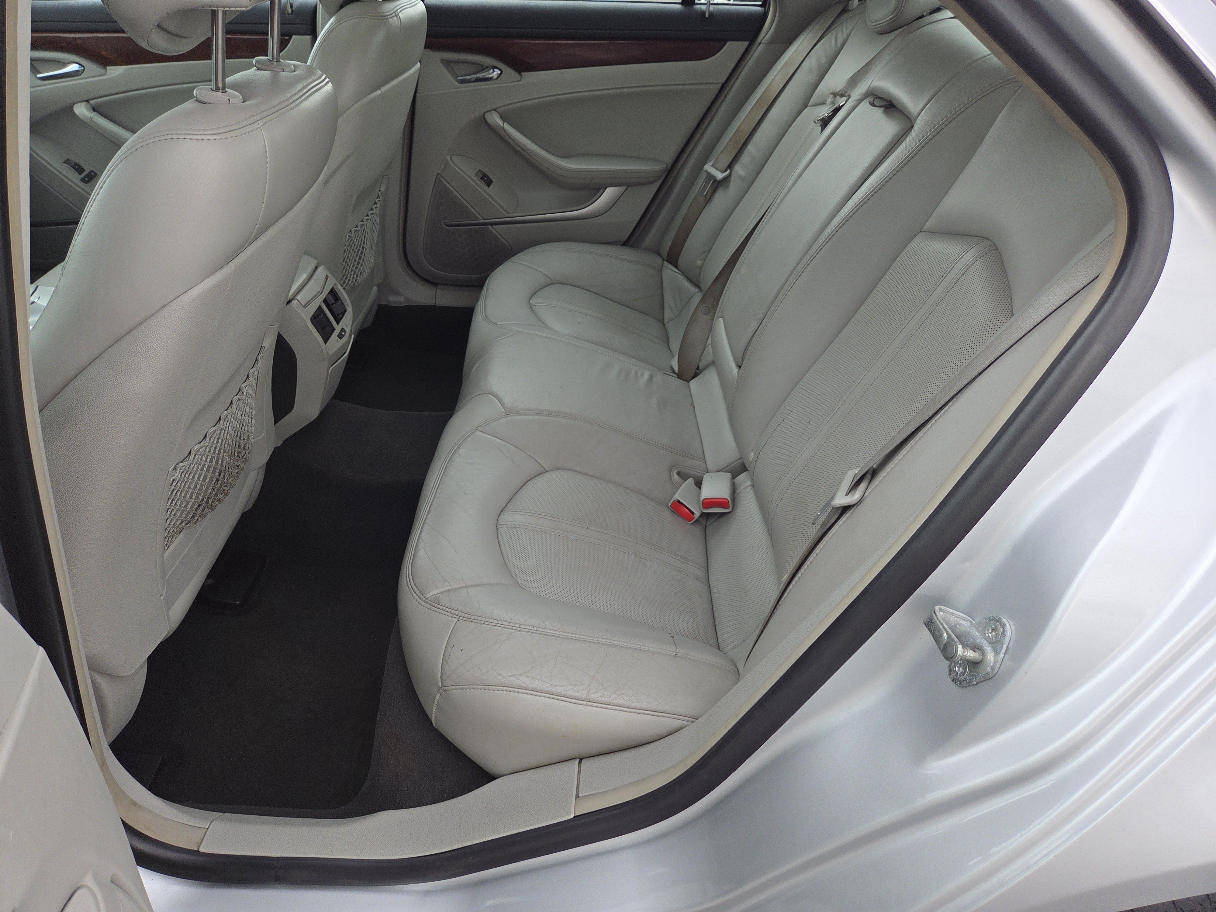 Used 2011 Cadillac CTS Luxury AWD/4WD image 11