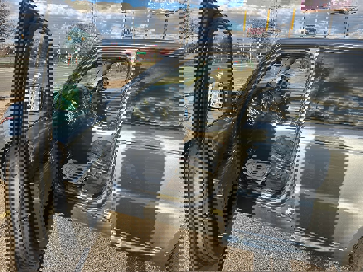 Used 2020 Land Rover Range Rover Sport HSE Dynamic image 10