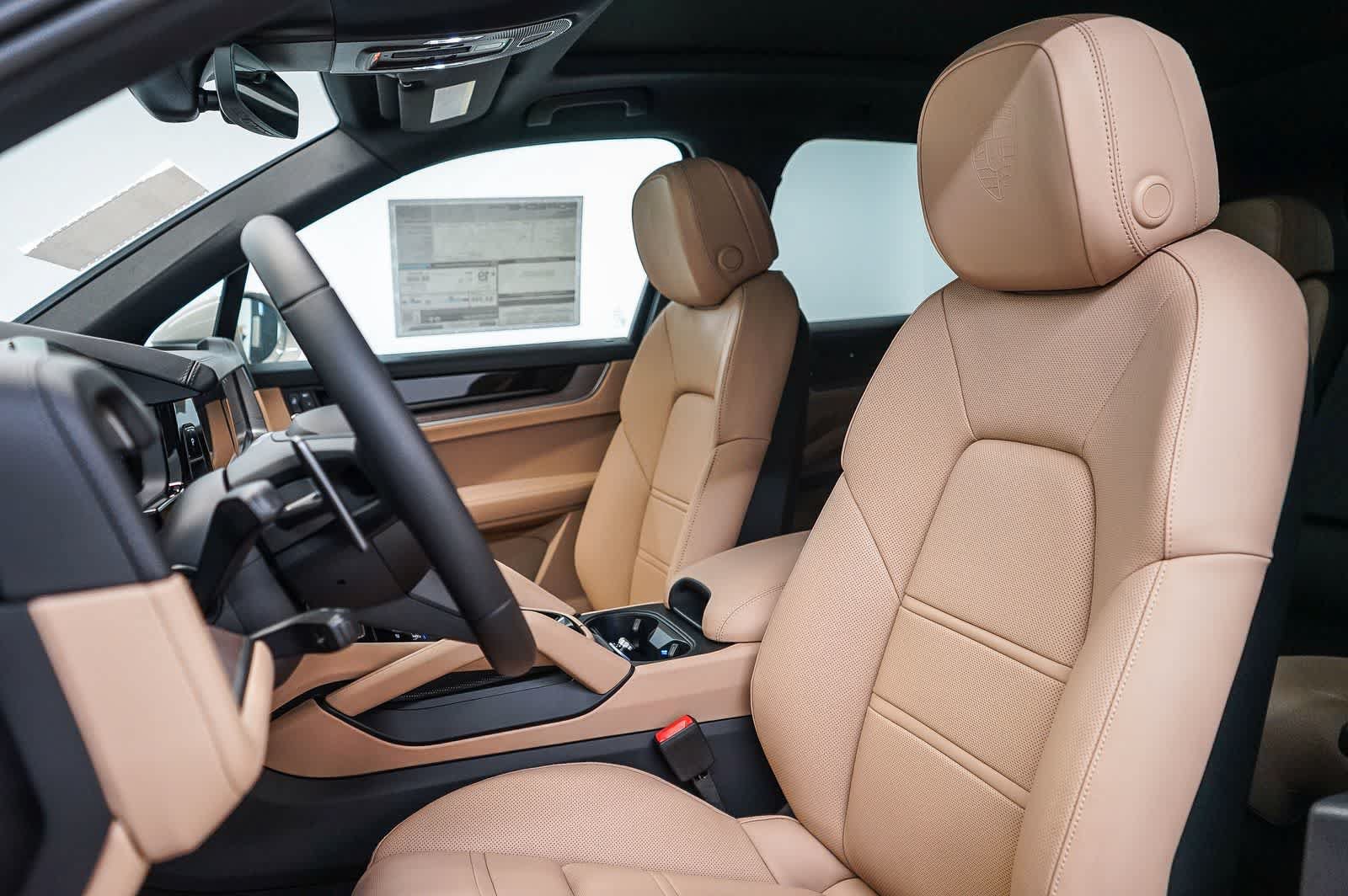 New 2026 Porsche Cayenne AWD/4WD image 23