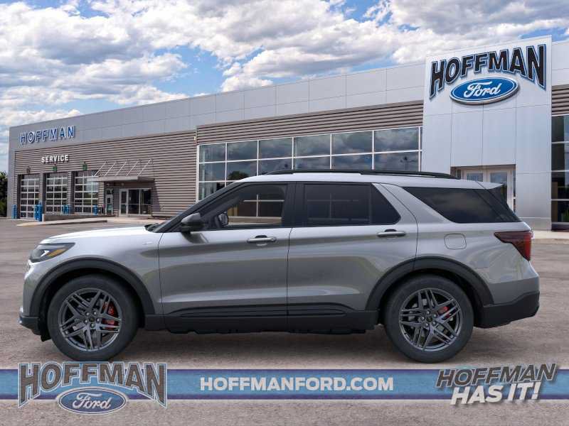New 2026 Ford Explorer ST-Line w/ ST-Line Street Pack AWD/4WD image 5