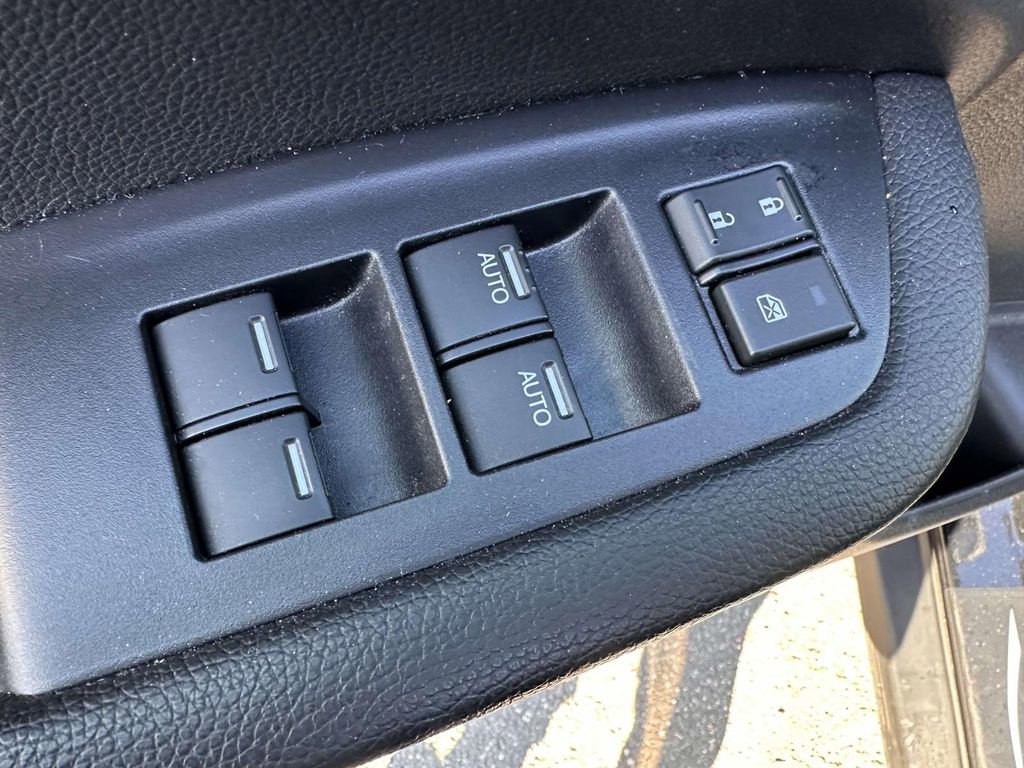 Used 2025 Honda Passport EX-L image 9