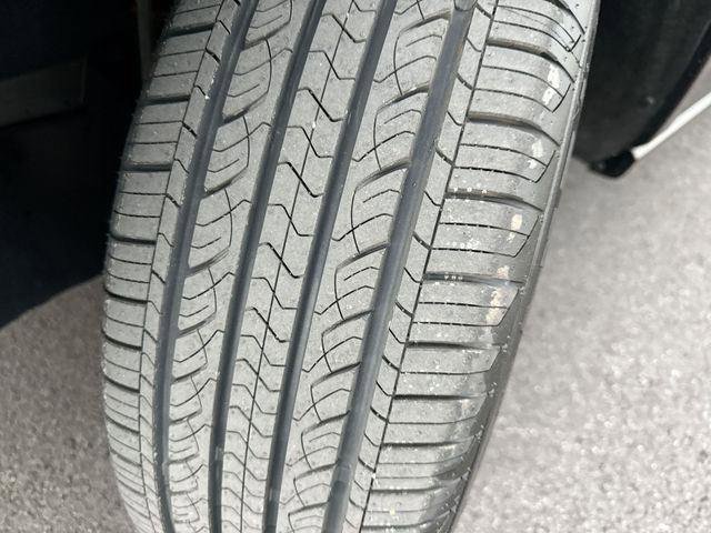 Certified 2024 Honda HR-V EX-L image 38