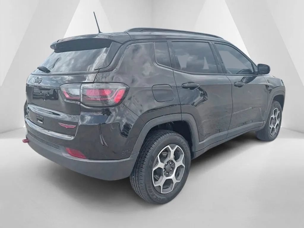 Used 2022 Jeep Compass Trailhawk w/ Trailhawk Elite Group AWD/4WD image 7