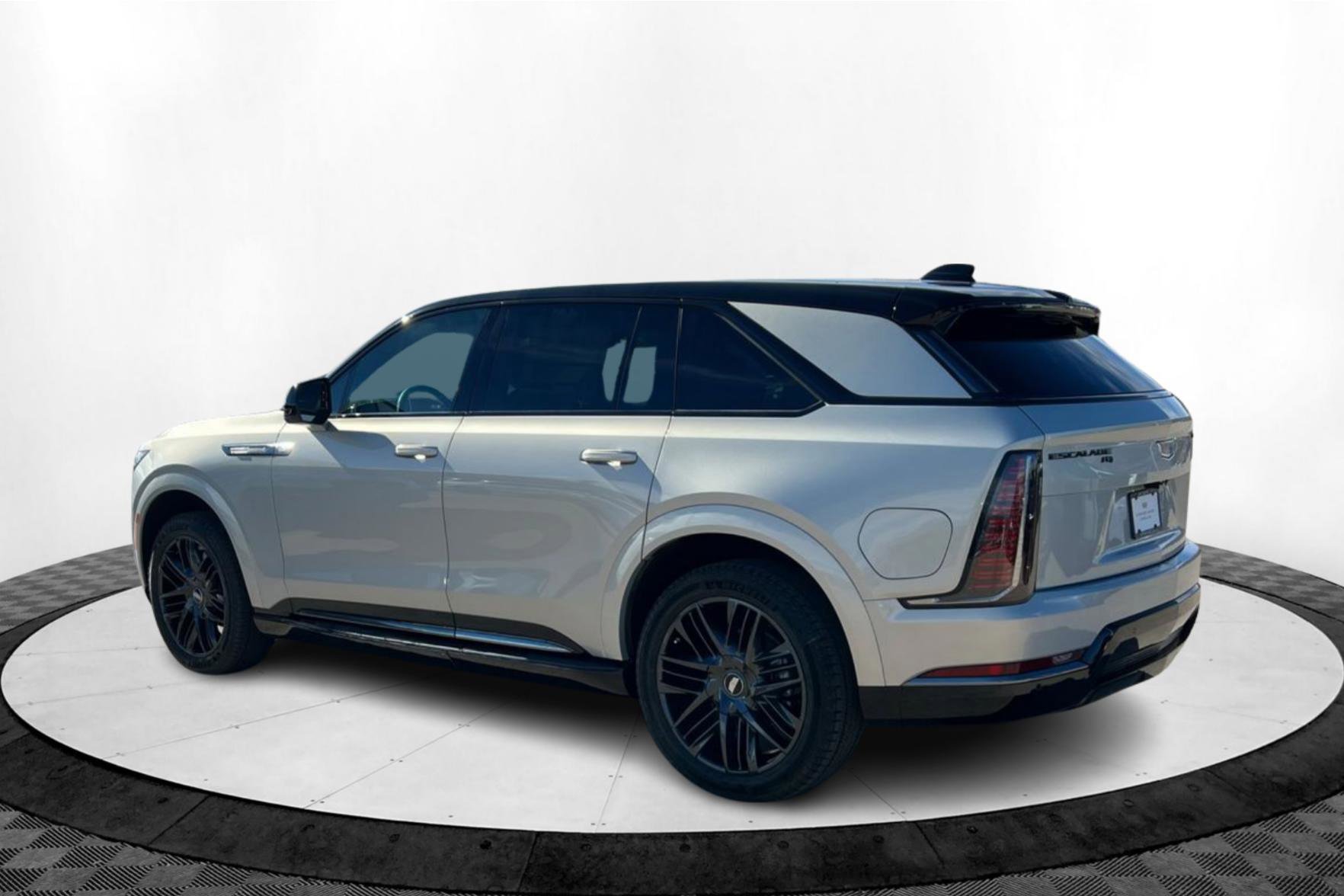 New 2025 Cadillac Escalade IQ Sport 2 w/ LPO, ONYX Package image 3