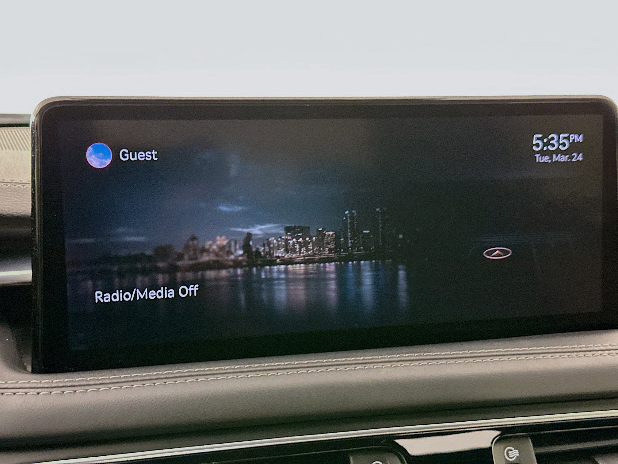 Used 2022 Genesis G70 2.0T image 21