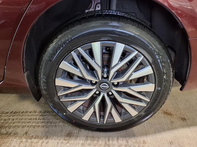 Used 2023 Nissan Altima 2.5 SV AWD/4WD image 23