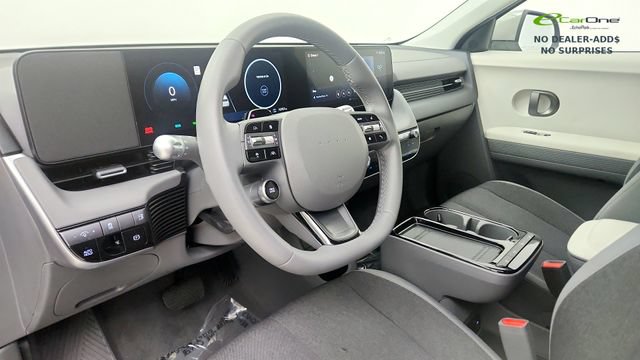Used 2025 Hyundai Ioniq 5 SE RWD image 46