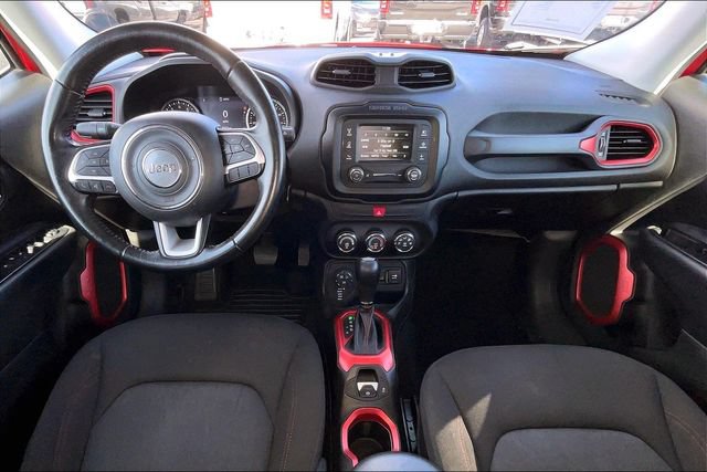 Used 2016 Jeep Renegade Trailhawk AWD/4WD image 15
