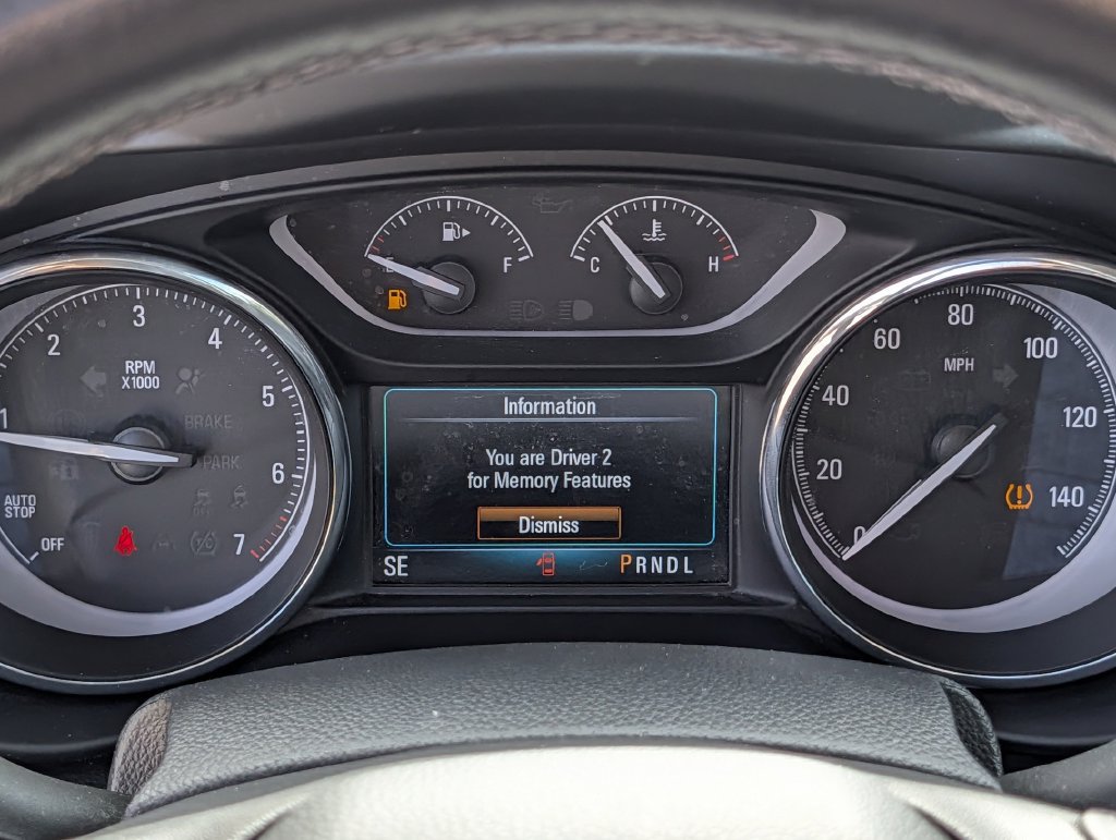 Used 2020 Buick Envision Essence FWD image 22