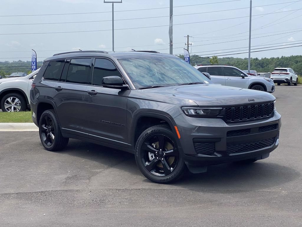 Used 2025 Jeep Grand Cherokee L Altitude