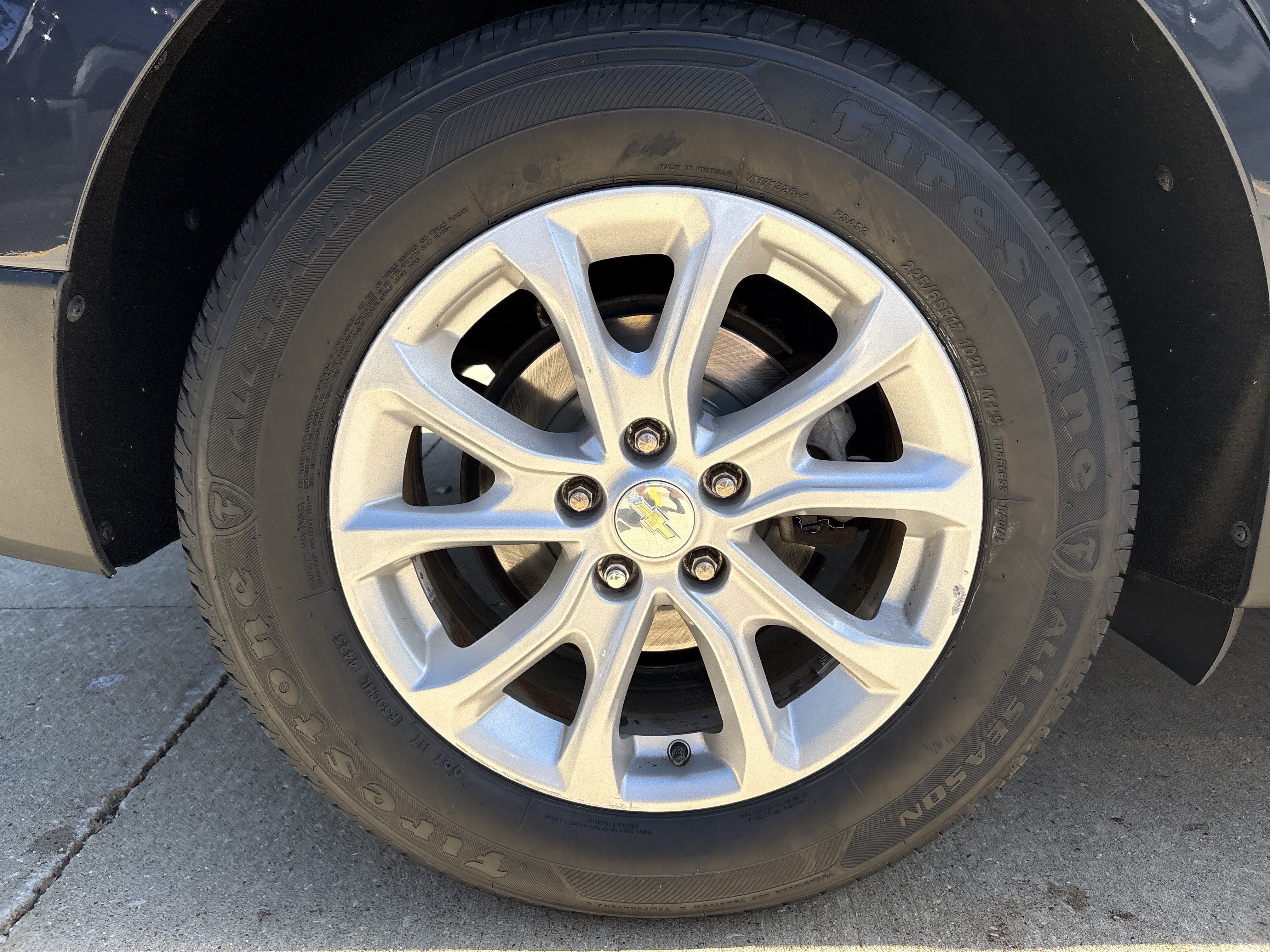 Used 2018 Chevrolet Equinox LT FWD image 9