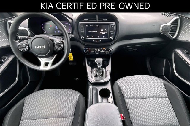 Certified 2023 Kia Soul LX w/ LX Technology Package FWD image 13