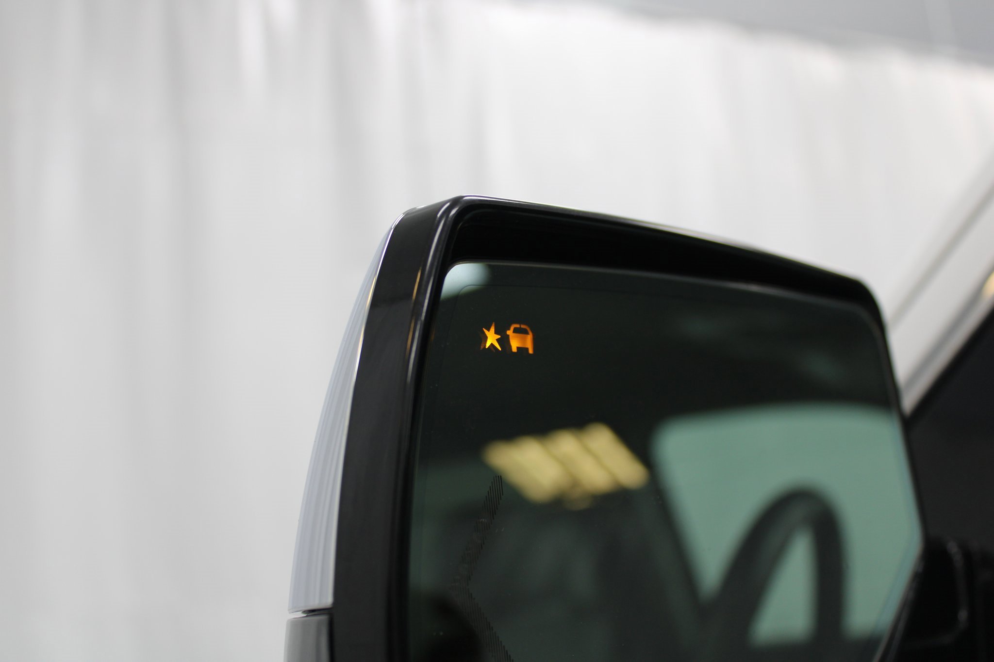 Used 2020 Chevrolet Suburban Premier image 23