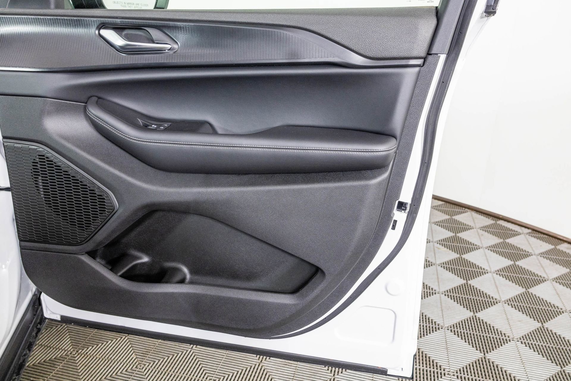 New 2025 Jeep Grand Cherokee Laredo image 33