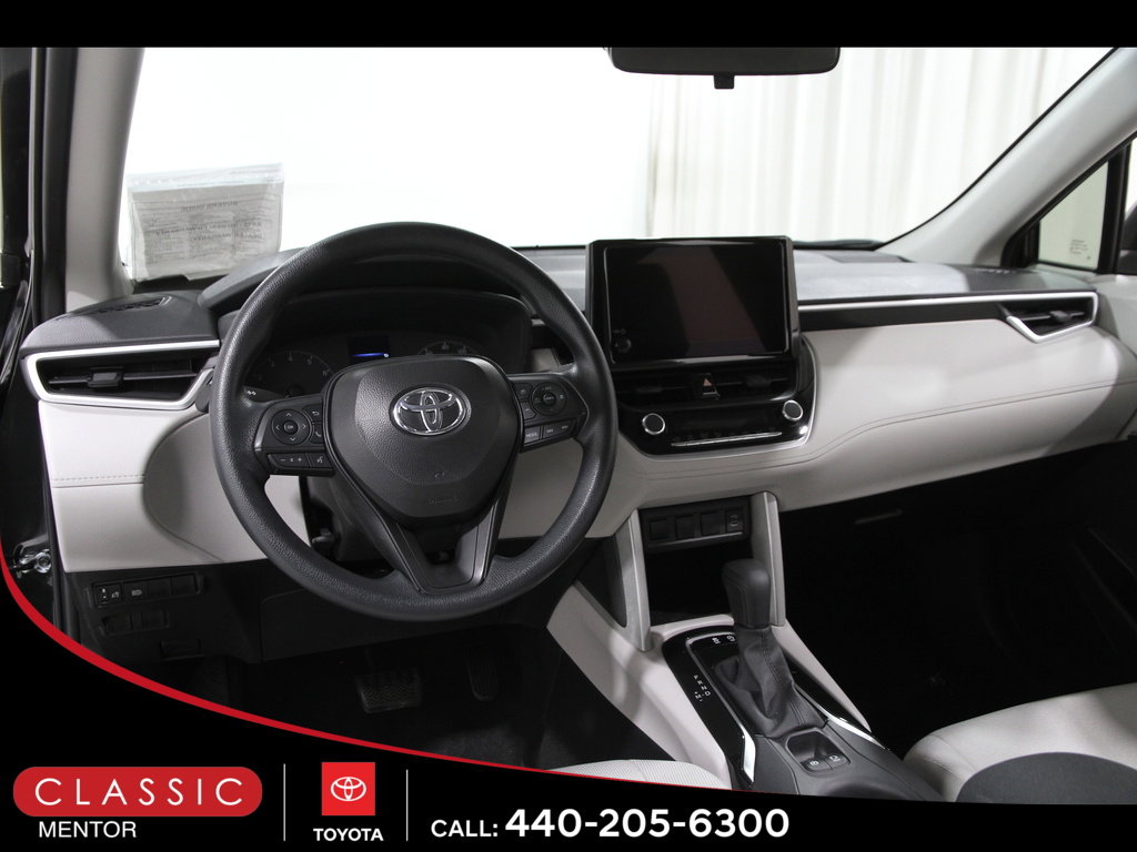 Certified 2025 Toyota Corolla Cross L image 6
