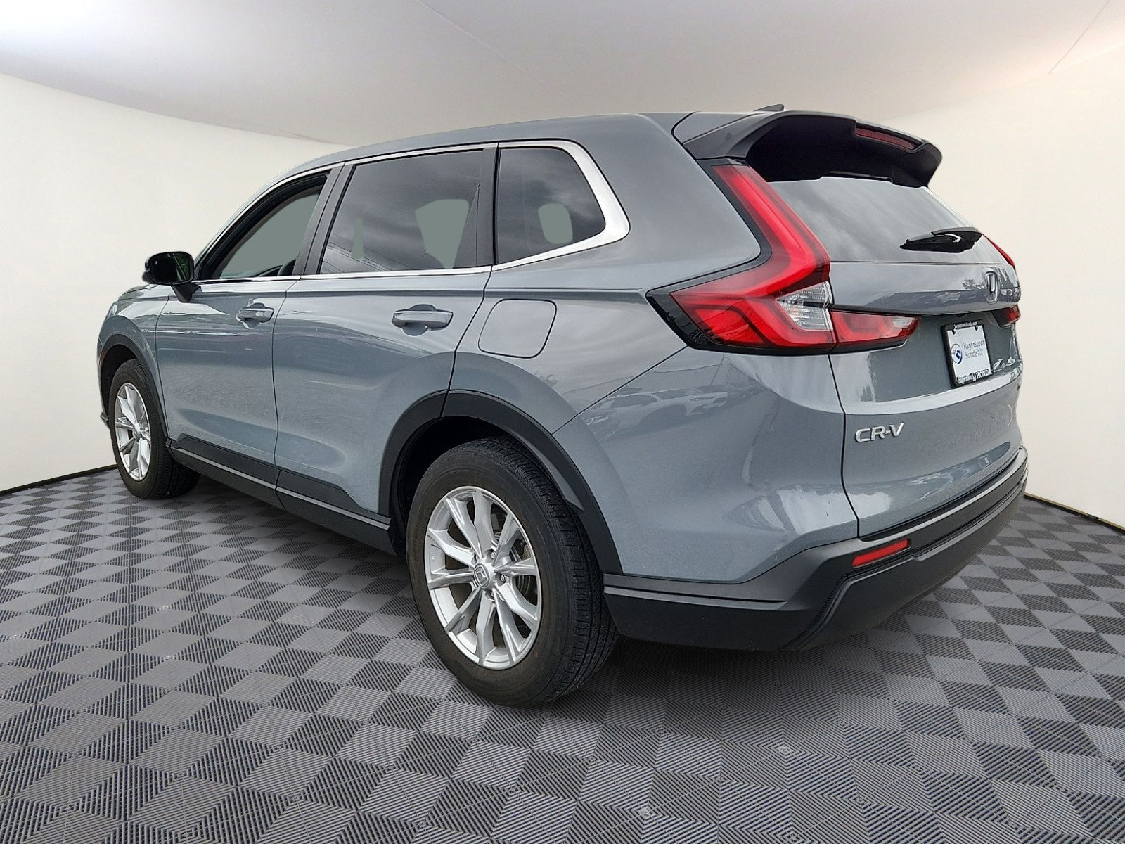 Used 2024 Honda CR-V EX image 4