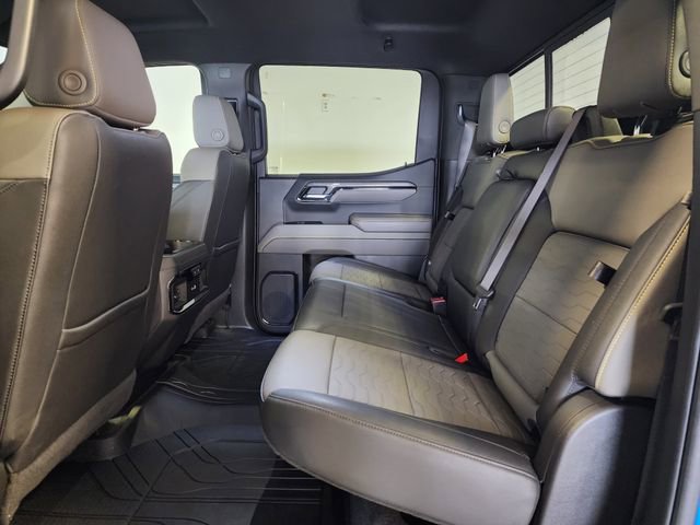 Used 2023 Chevrolet Silverado 1500 ZR2 w/ Technology Package AWD/4WD image 15