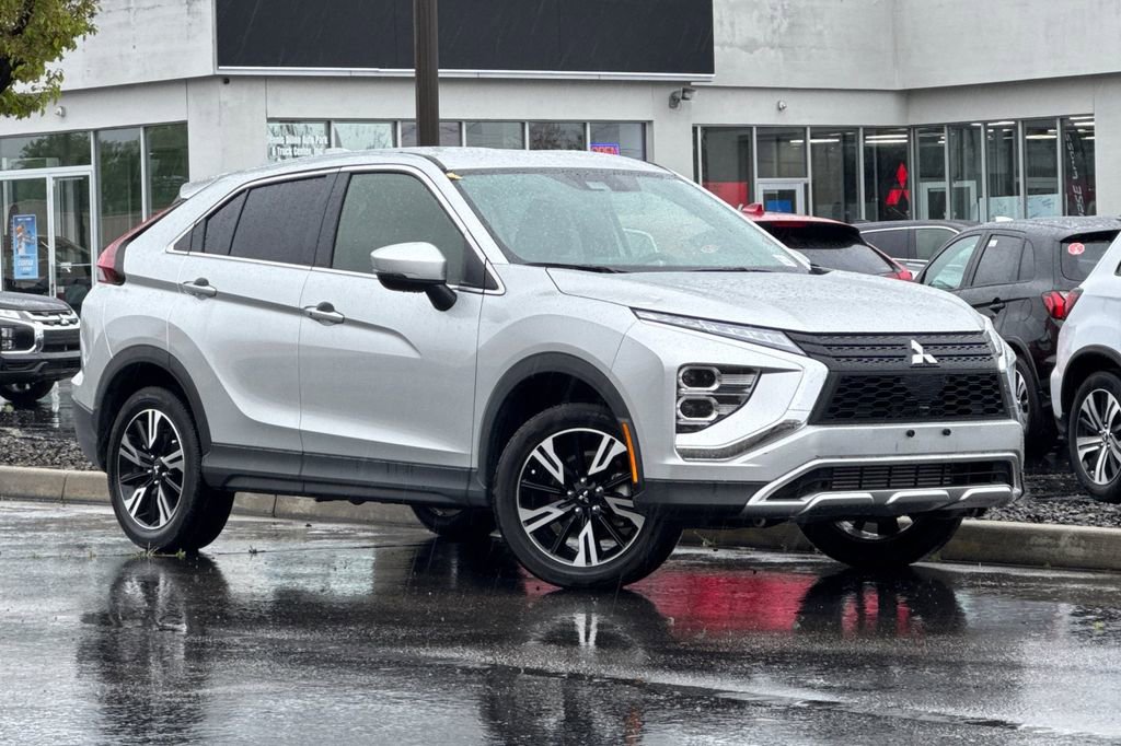 Used 2025 Mitsubishi Eclipse Cross SE AWD/4WD image 1