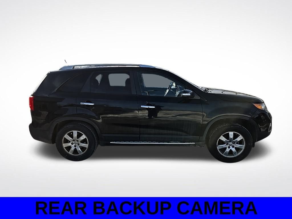 Used 2012 Kia Sorento LX w/ Convenience Pkg image 4