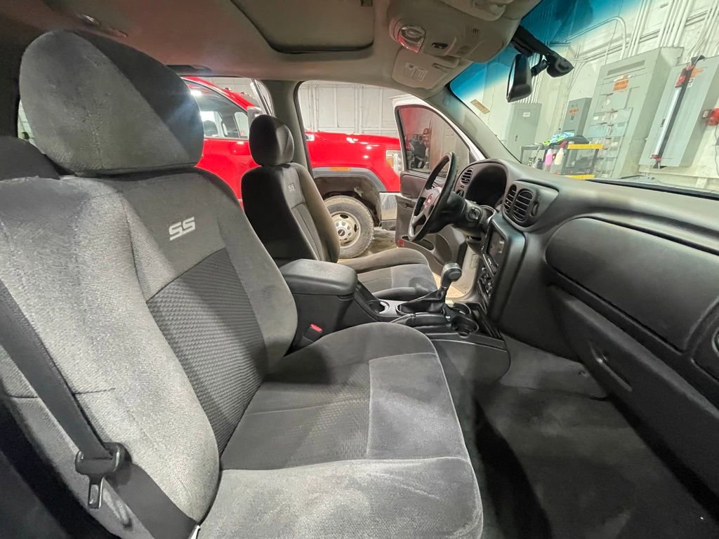 Used 2008 Chevrolet TrailBlazer SS w/ Sun And Sound Package image 20