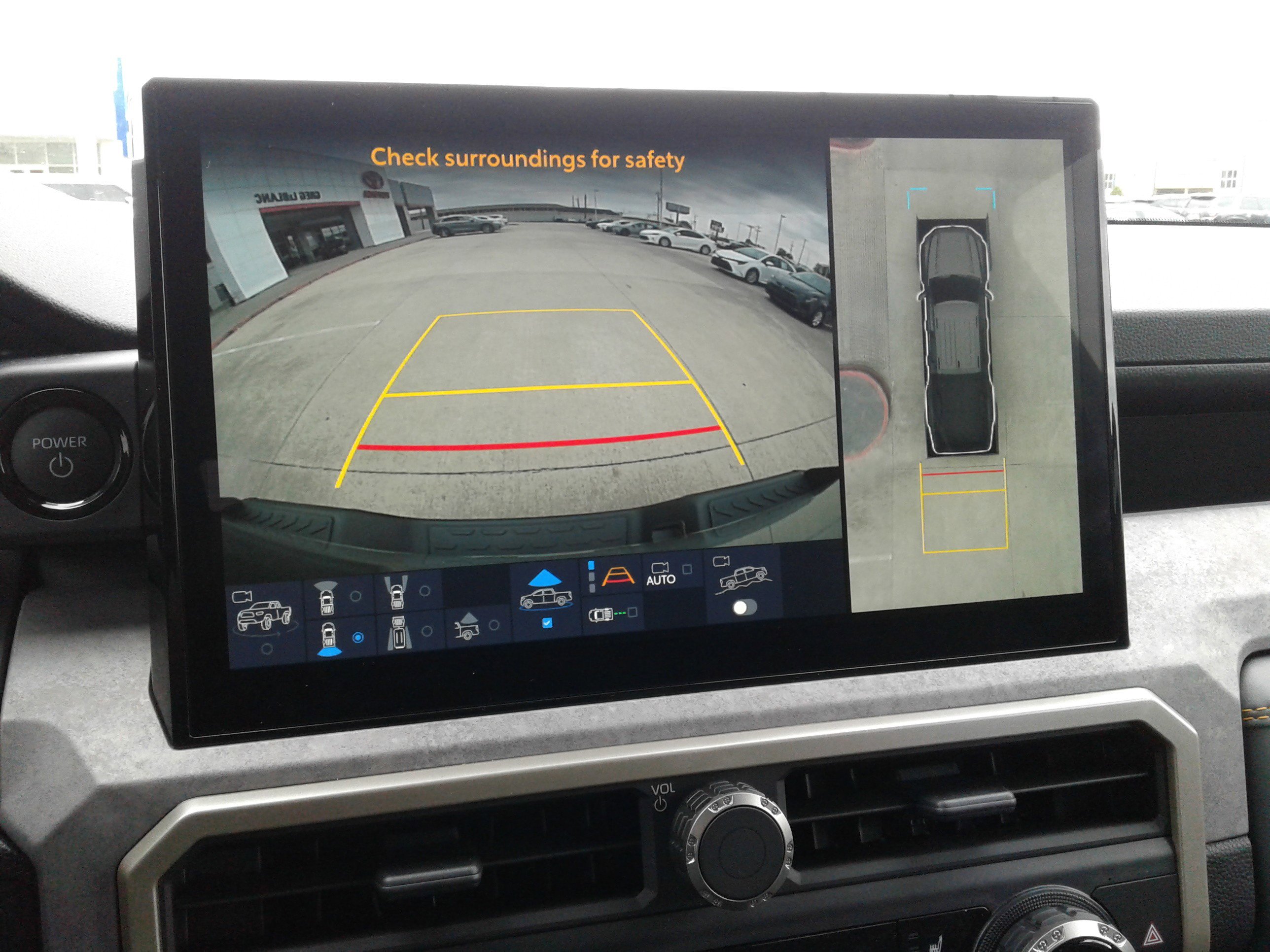 Used 2024 Toyota Tacoma 4x4 Double Cab Hybrid image 19