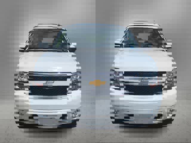 Used 2013 Chevrolet Tahoe LT w/ Luxury Package image 3