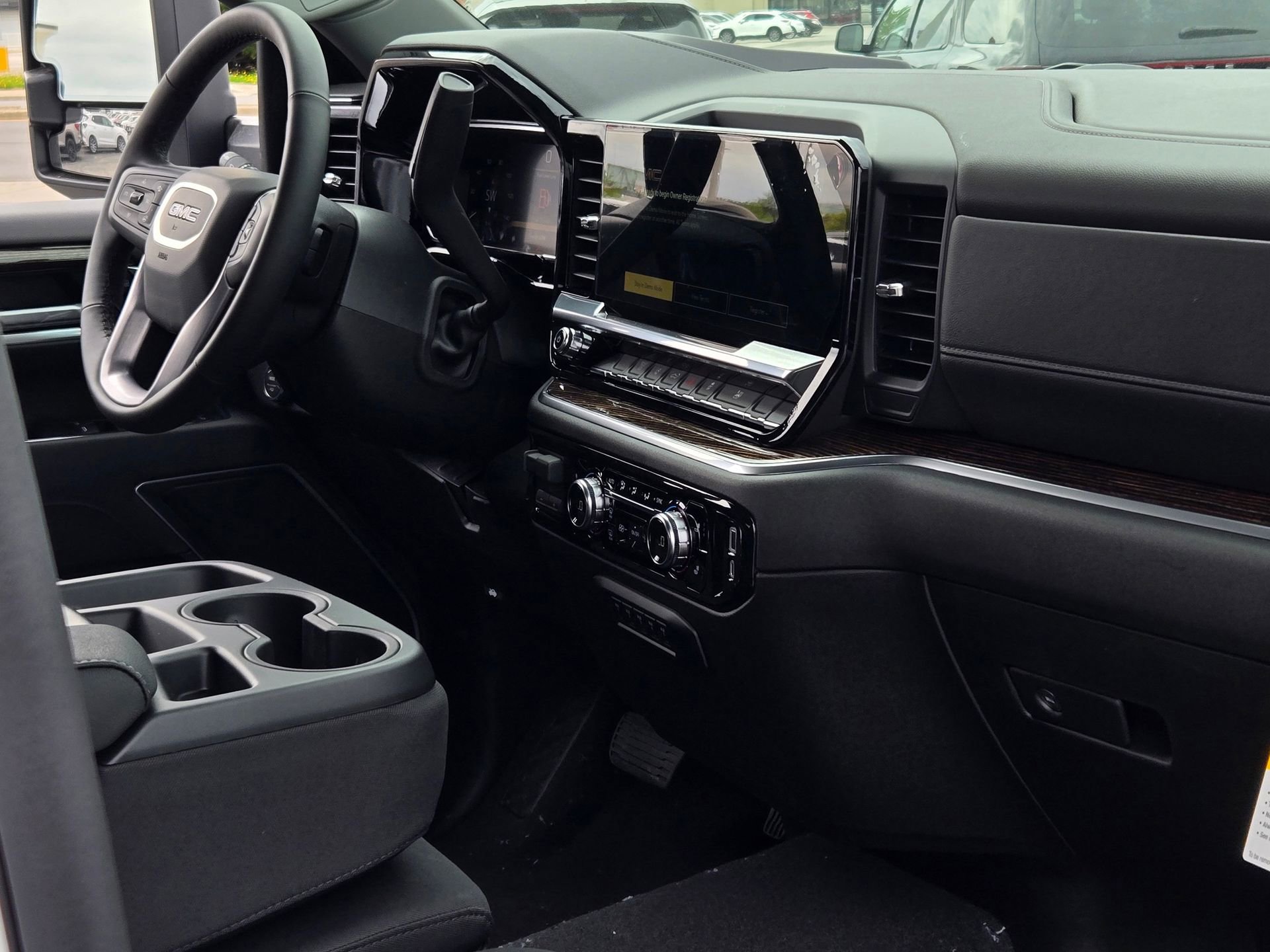New 2026 GMC Sierra 3500 SLE w/ SLE Value Package AWD/4WD image 20