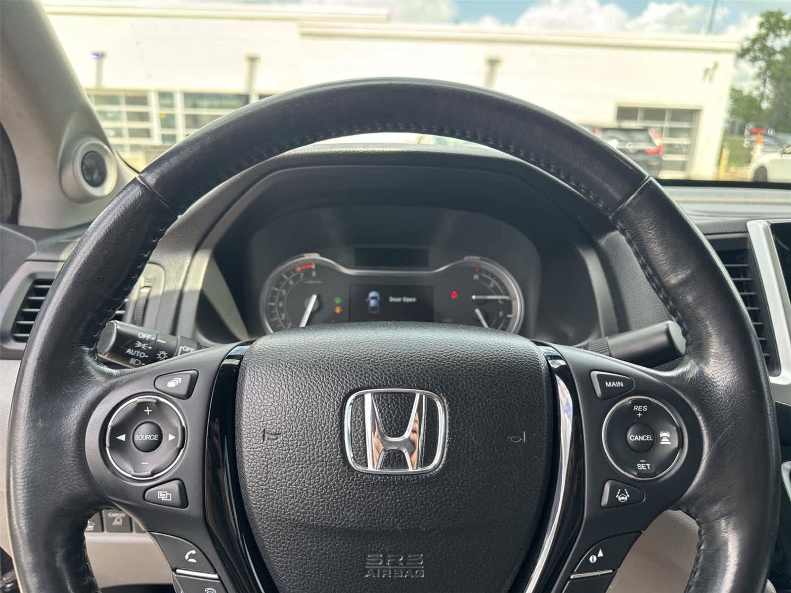 Used 2019 Honda Ridgeline RTL-E image 17