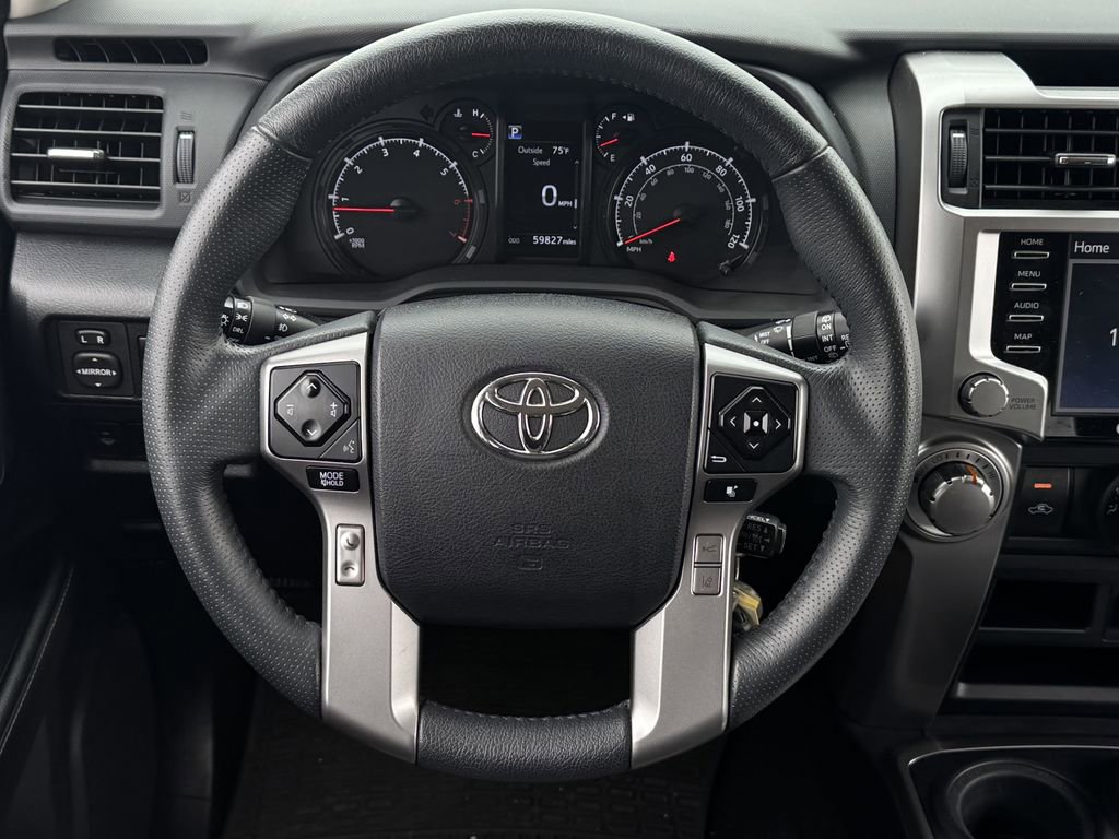 Used 2020 Toyota 4Runner SR5 AWD/4WD image 13