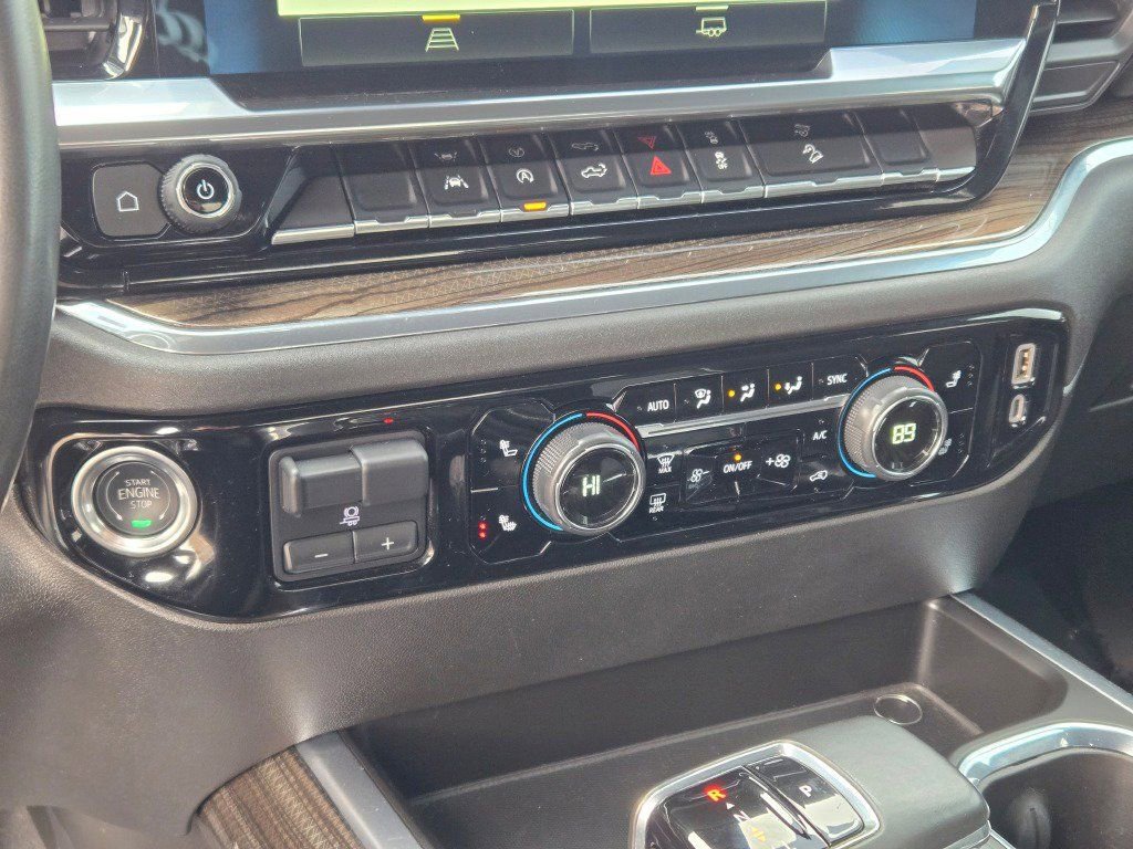 Used 2023 Chevrolet Silverado 1500 RST AWD/4WD image 29