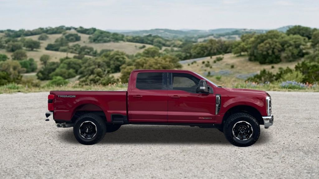 Used 2025 Ford F250 Lariat w/ Tremor Off-Road Package AWD/4WD image 12