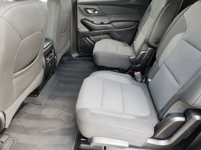 Used 2023 Chevrolet Traverse LT image 30