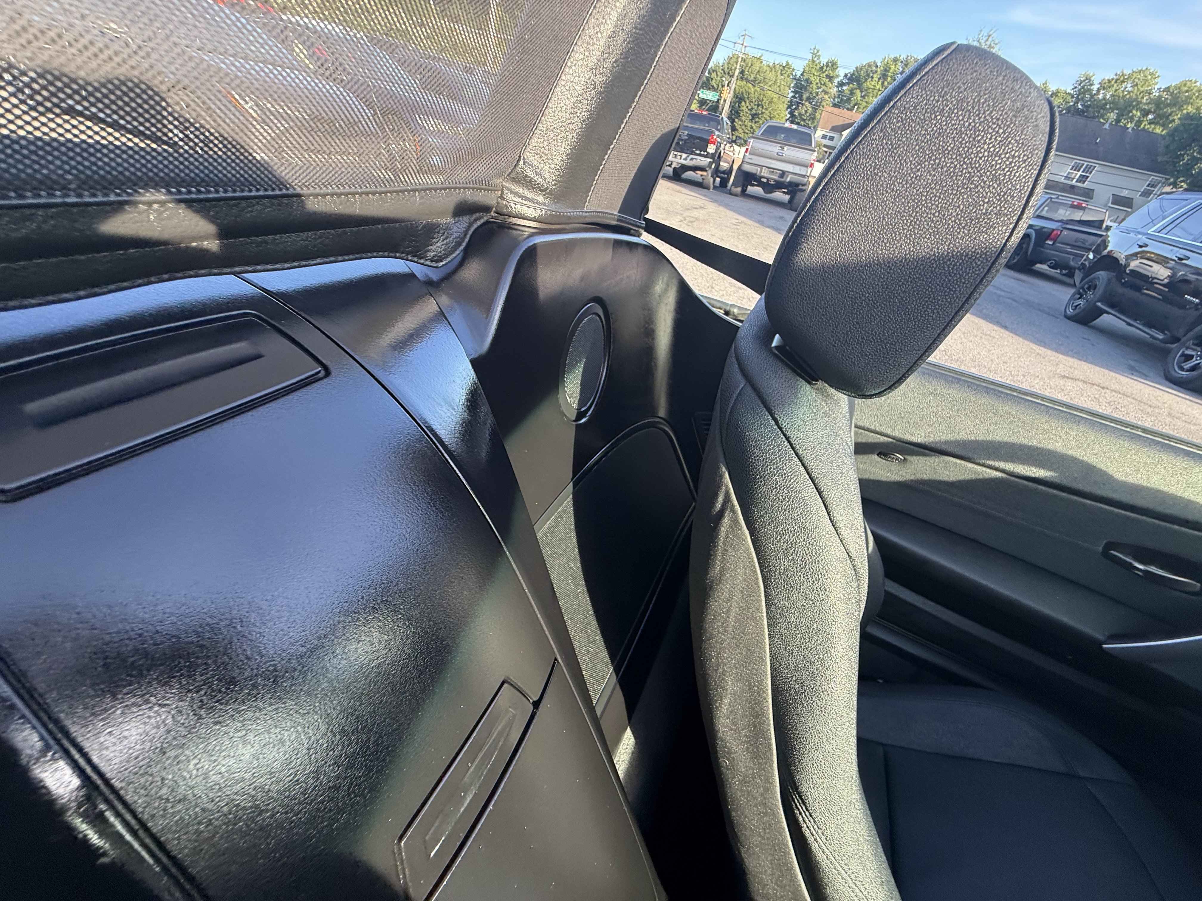 Used 2004 BMW Z4 2.5i RWD image 26