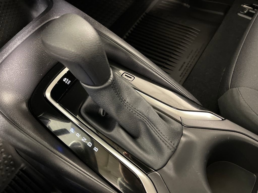 Certified 2025 Toyota Corolla LE FWD image 22