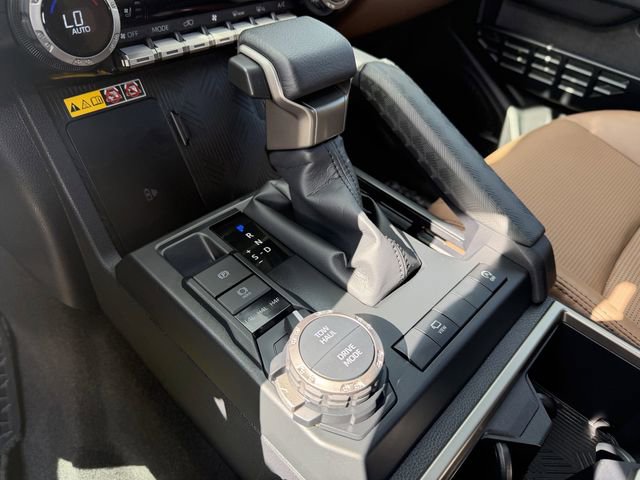 Certified 2025 Toyota 4Runner Limited AWD/4WD image 17