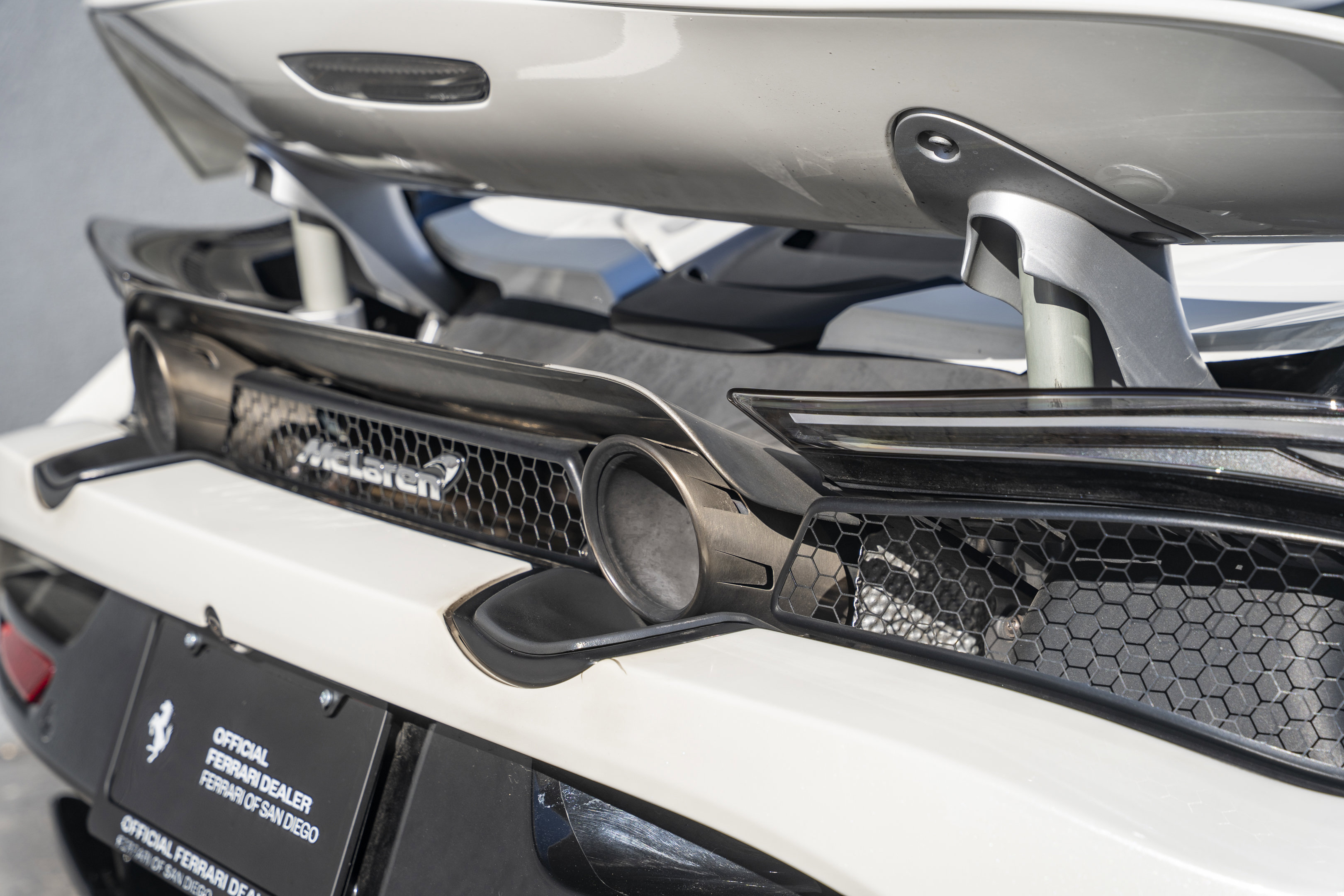 Used 2020 McLaren 720S Spider image 13