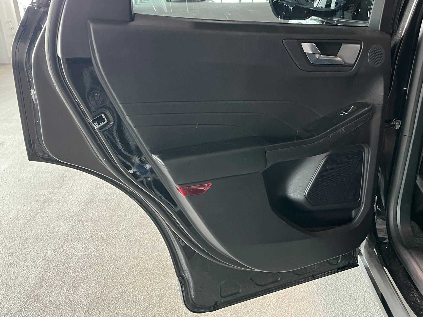 Used 2022 Ford Escape SEL w/ Technology Package FWD image 35