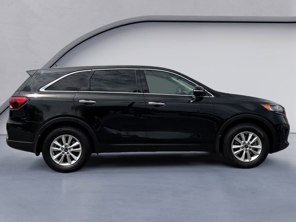 Used 2019 Kia Sorento L FWD image 6