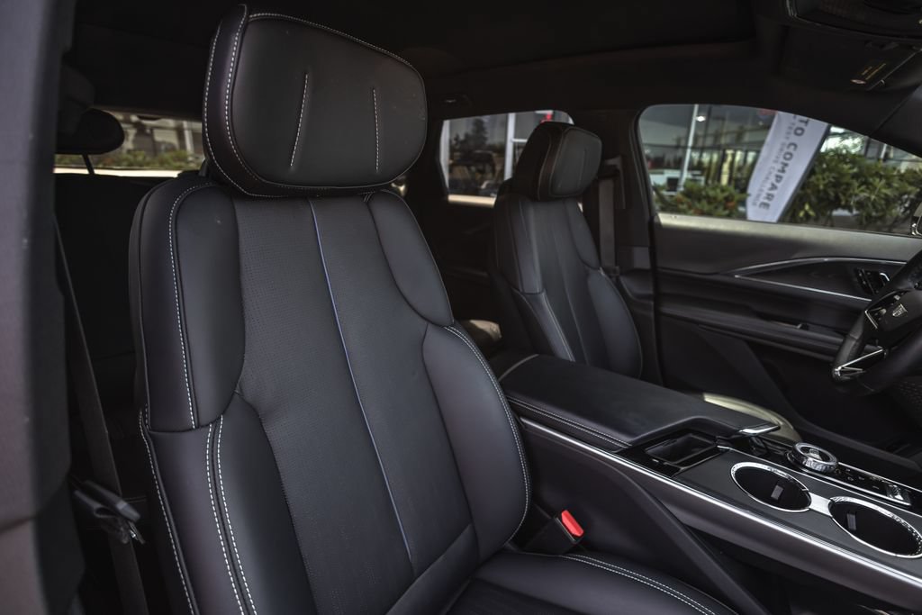 Used 2024 Cadillac Lyriq Luxury RWD image 26