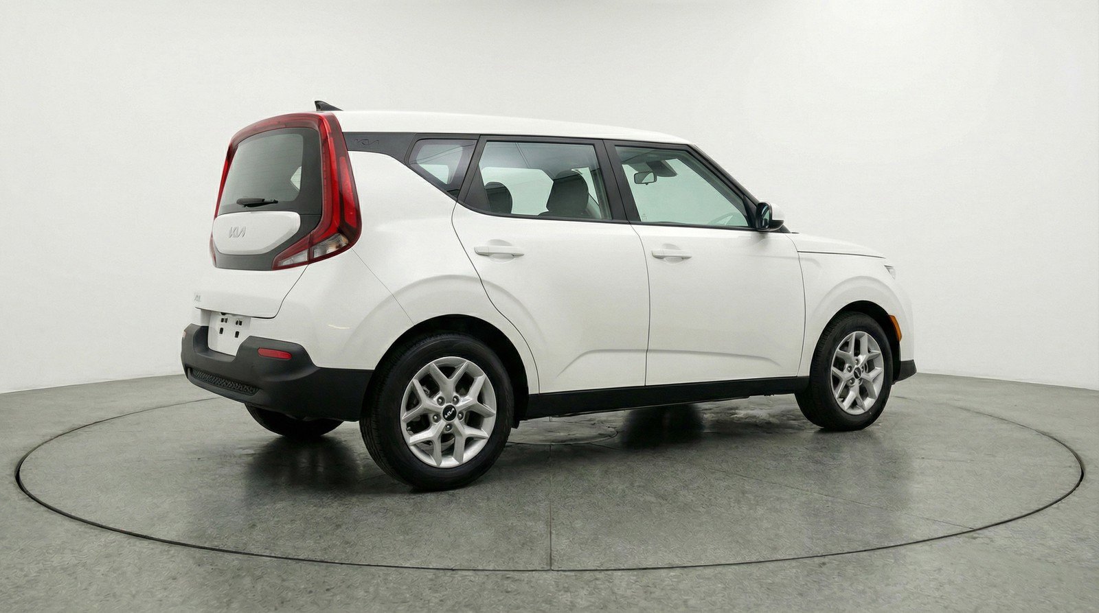 Used 2025 Kia Soul LX w/ LX Technology Package image 9