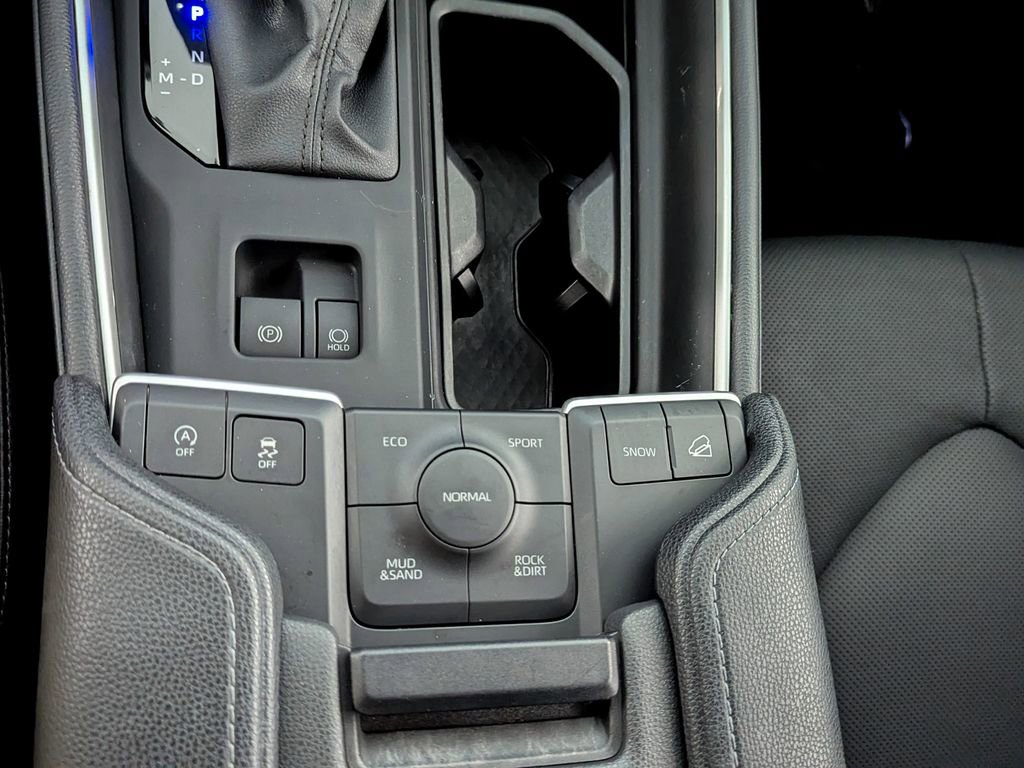 Used 2024 Toyota Grand Highlander Limited image 27