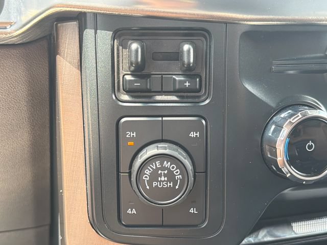 Used 2025 Ford F150 King Ranch AWD/4WD image 46