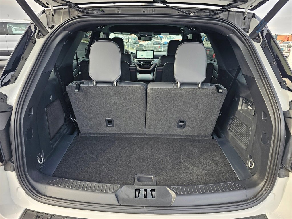 New 2026 Ford Explorer ST image 29