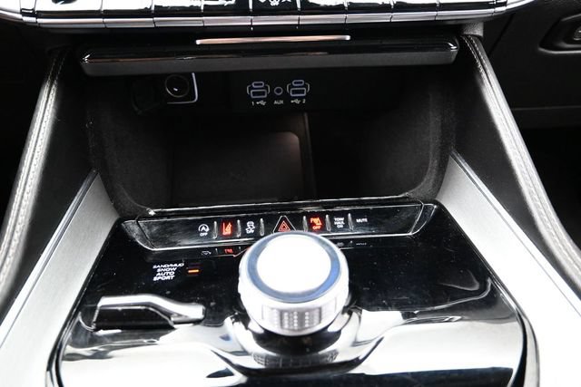 Certified 2024 Jeep Wagoneer Series II AWD/4WD image 45