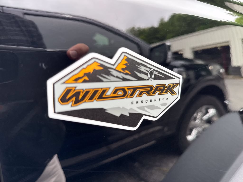 Used 2023 Ford Bronco Wildtrak AWD/4WD image 19