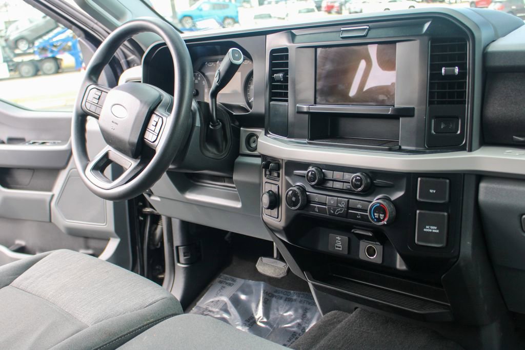Used 2025 Ford F250 XLT image 17