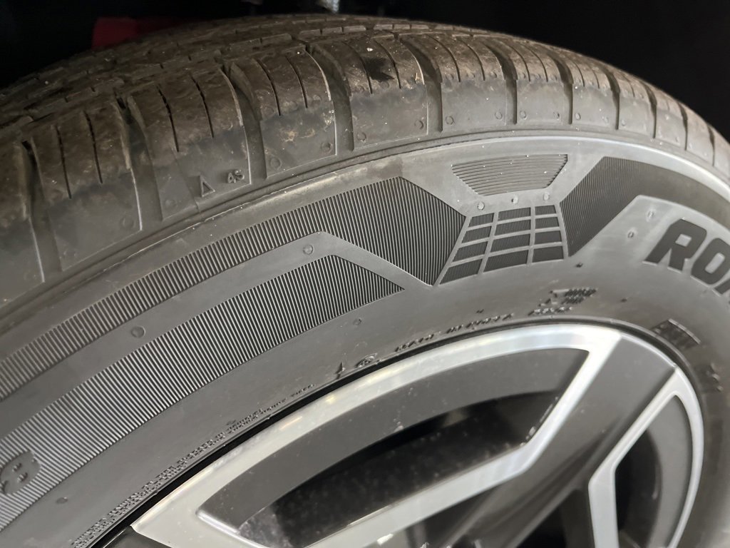 New 2026 Jeep Cherokee Laredo image 14